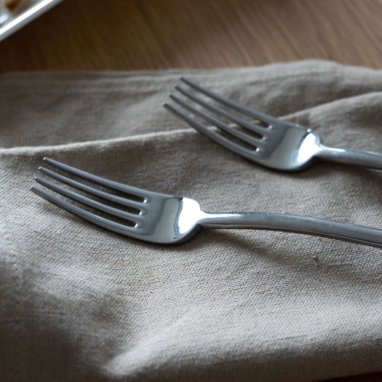 デザートフォーク 180mm (18-10)