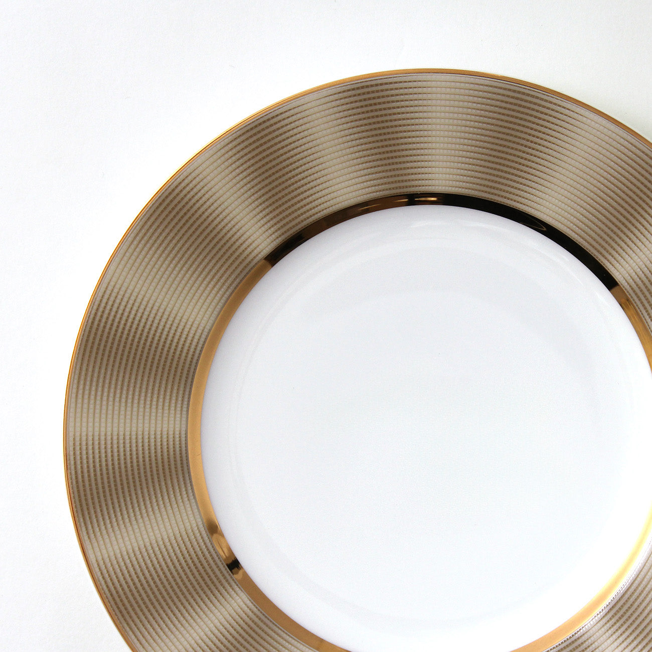 17cmリムプレート (シルクシャンパン)