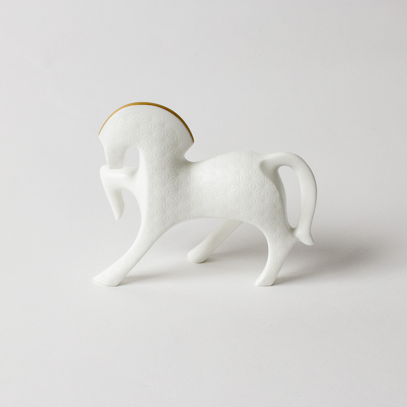 nikko食器｜午 (白マット)｜アート/フィギュア｜ニッコー公式