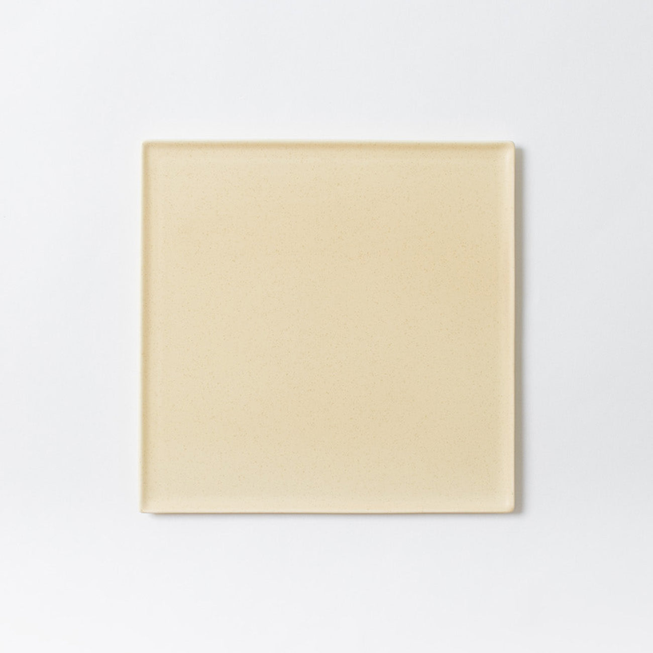 19cm角皿 クリーム