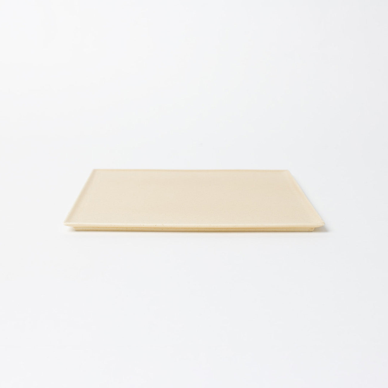 19cm角皿 クリーム
