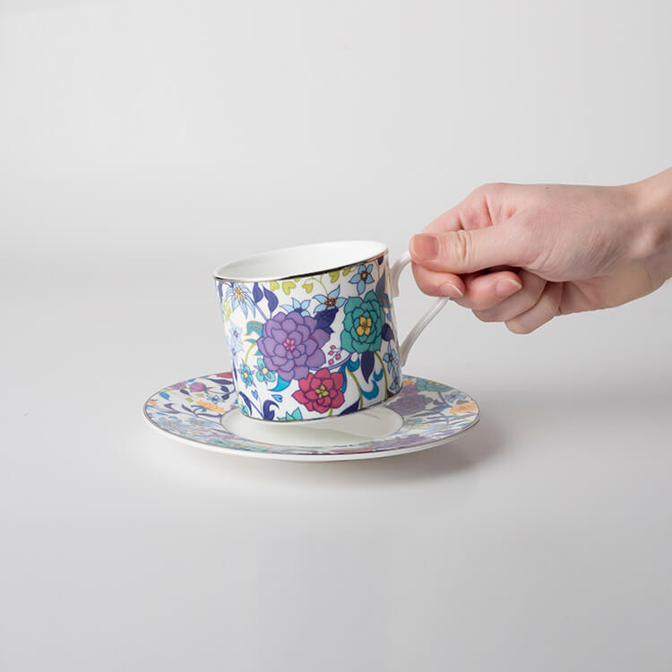 WHITE 15.5cmソーサー