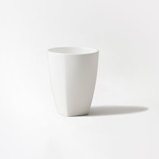 こぶり湯呑角型(165cc)