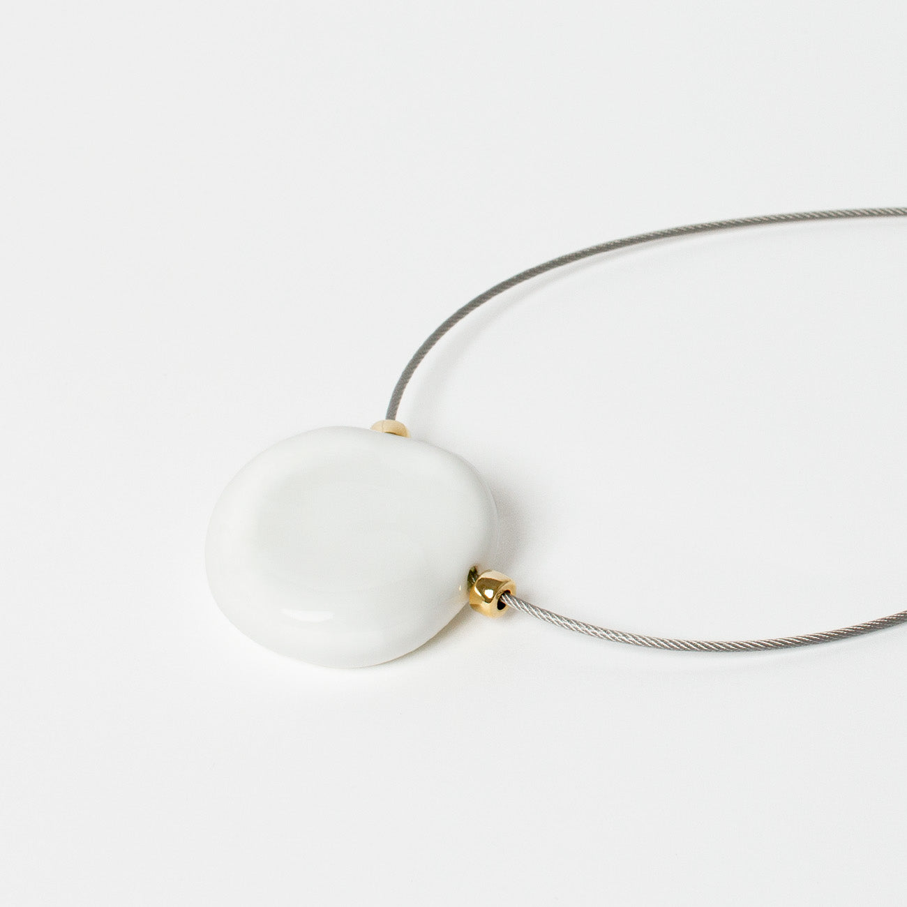 セラミックトップネックレス ホワイト