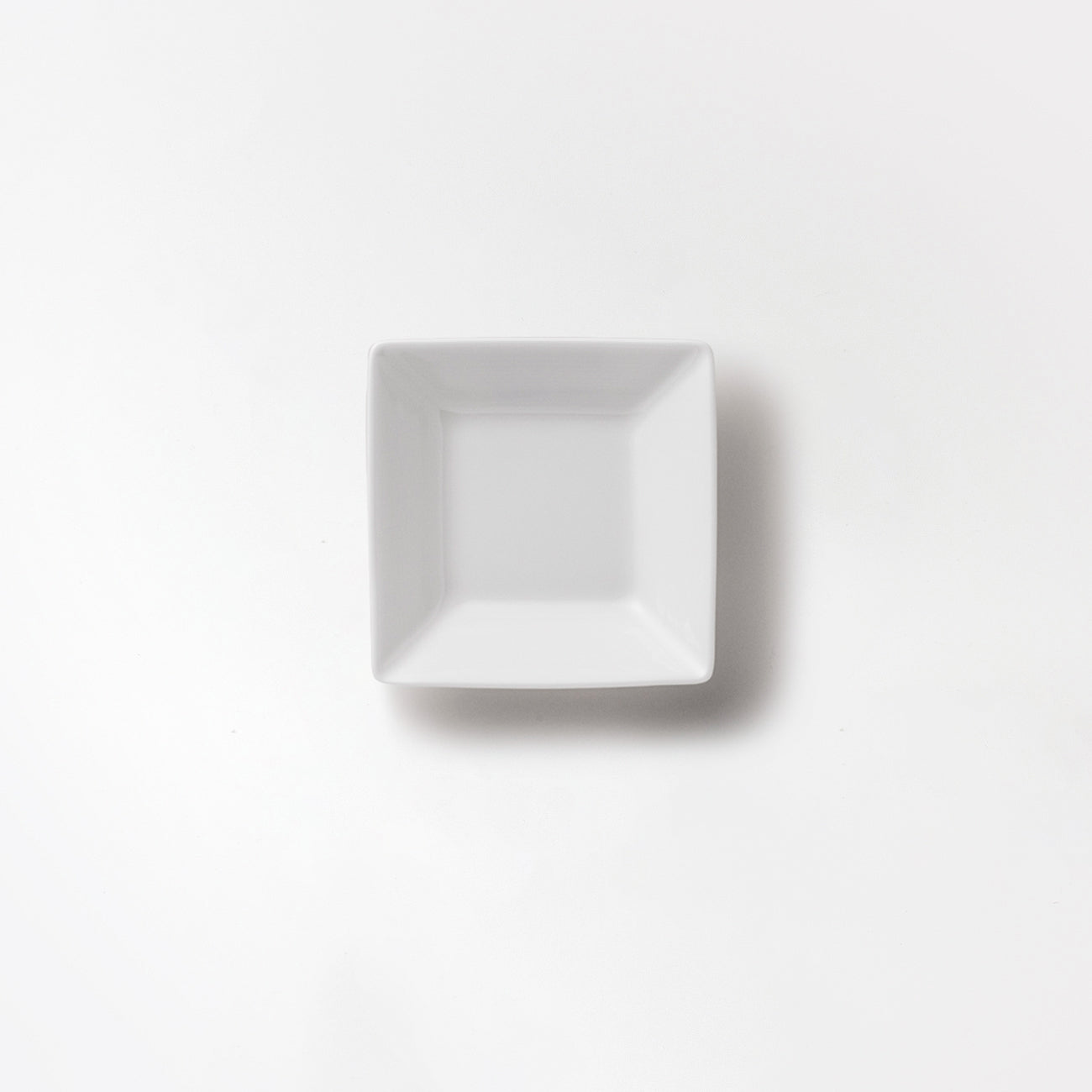 9cm角皿 (リムレリーフ)