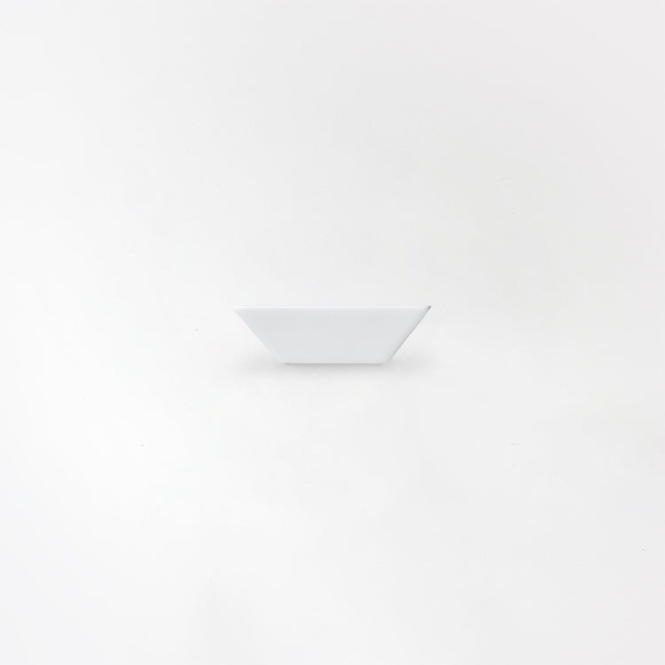 9cm角皿 (センターレリーフ)