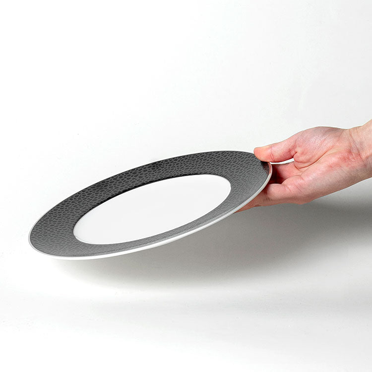 BLACK 23cmプレート