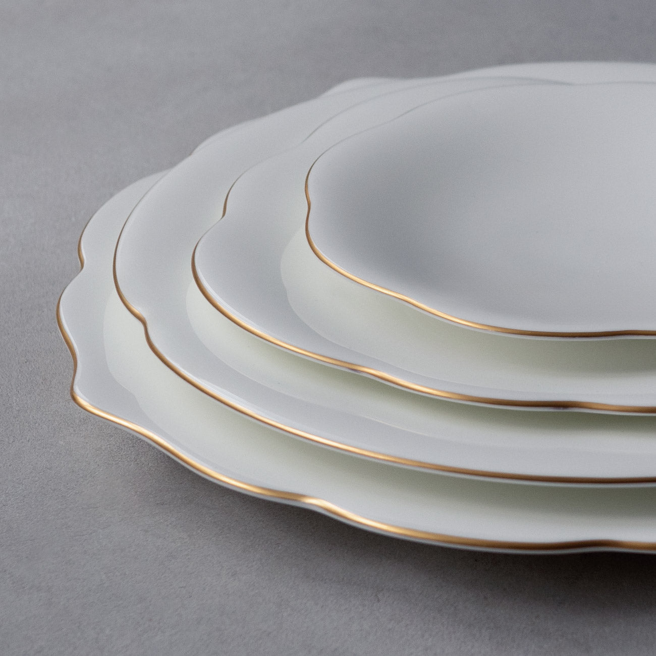   Enchantment 皿 6枚セット　18．5ｃｍ ROYAL ALBERT Enchantment 皿 6枚セット 18．5cm