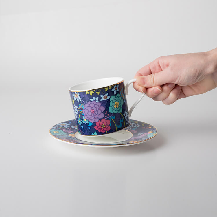 nikko食器|内藤新平|BLUE 15.5cmソーサー|FLOWER DANCE nikko食器|内藤新平|BLUE 15.5cmソーサー|FLOWER DANCE