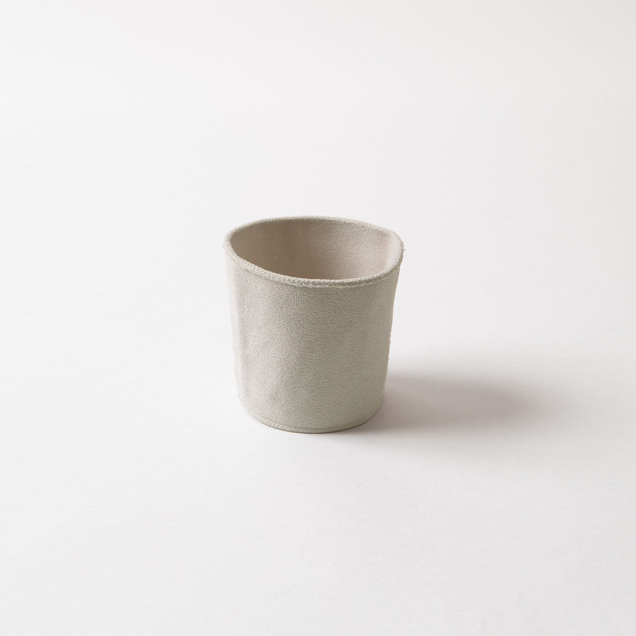 【復興支援商品】like a Paper Cup (出格子 金彩) スリーブ付 (ライトグレー)