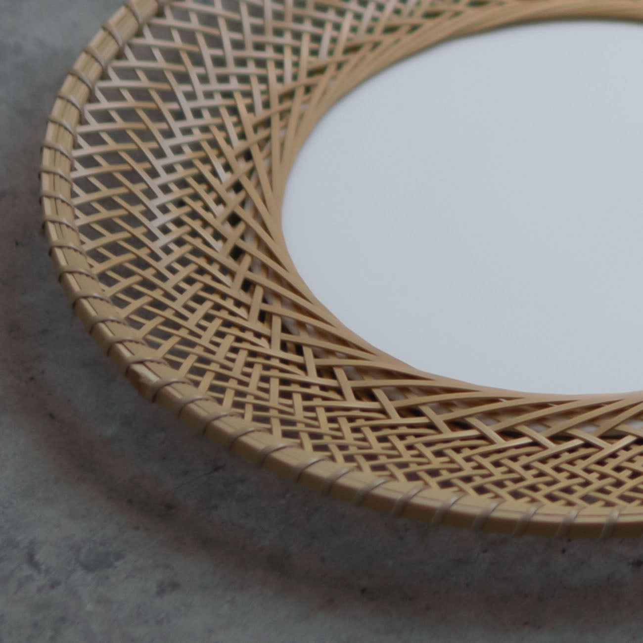 新品　定価46000円Material Waves 輪光竹皿NIKKOTable nikko食器｜27cmプレート｜プレート・深皿｜ニッコー公式オンライン