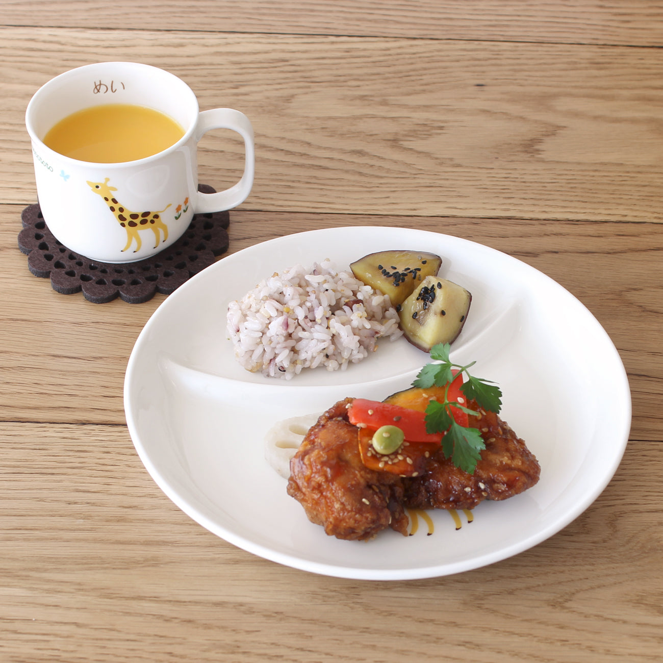 キリン】お食い初めセット (ネーム入)|アッコトト|子供食器 キリン】お食い初めセット (ネーム入)|アッコトト|子供食器